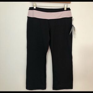 NWT Size M Kyodan Black & Pink Slimming Leggings!!